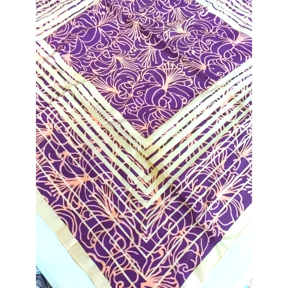 Scarf Square 26" X 26" Purple Pink Cream Elegant Feminine Geometric 1960's Style - Picture 4 of 6